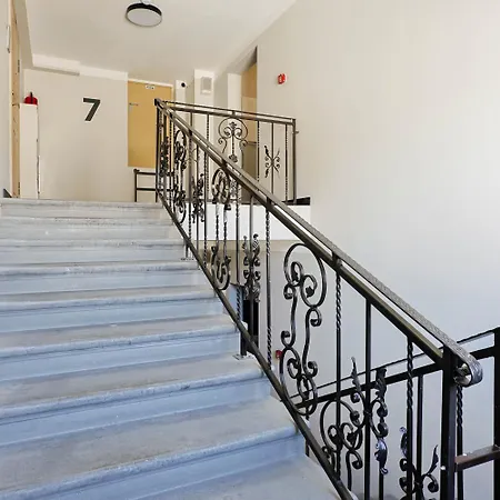 Appartement Studio, Views & Close To Everything